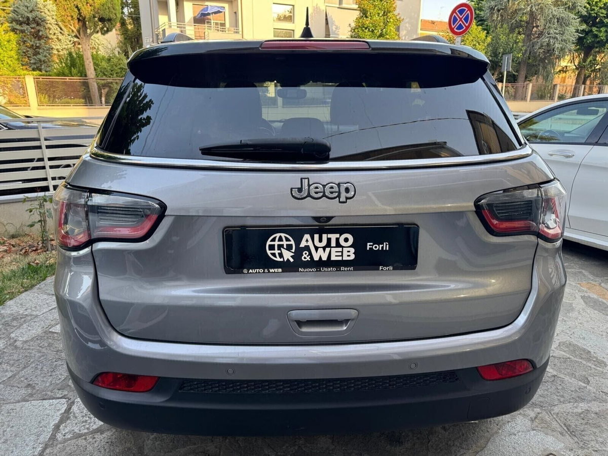 Jeep Compass 1.6 Multijet II 2WD Limited (9)