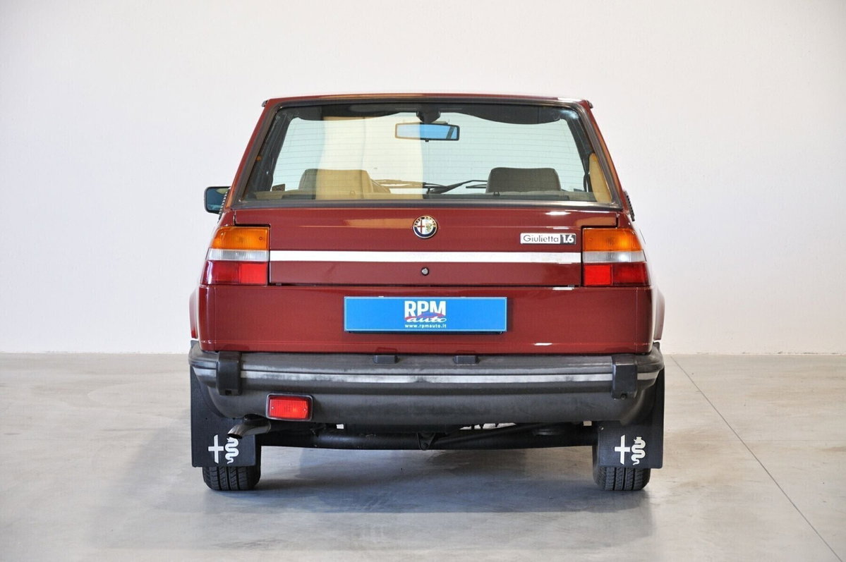 Alfa Romeo Giulietta 1.6 (6)