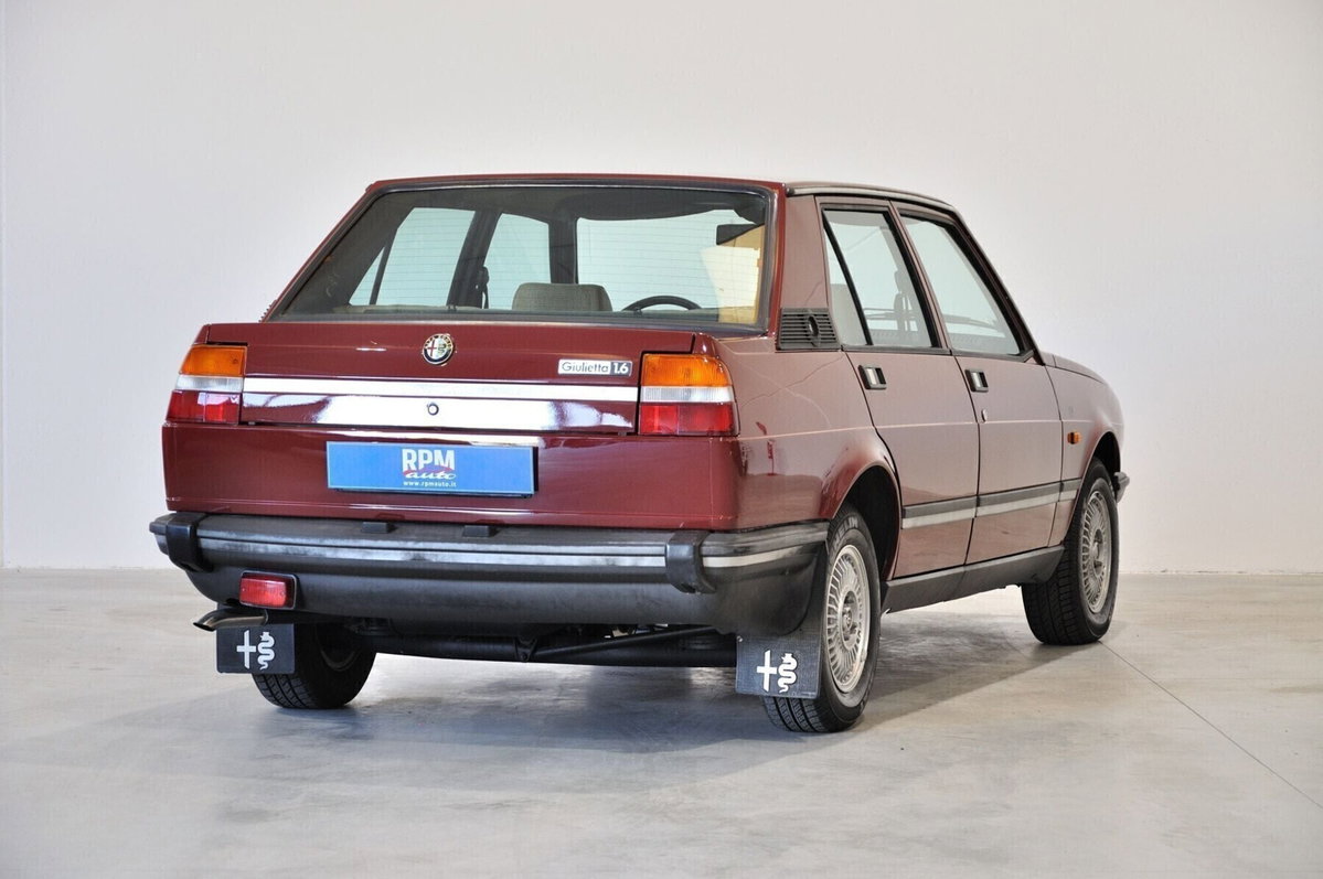 Alfa Romeo Giulietta 1.6 (7)