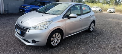 Peugeot 208 HDi 68 CV 5 porte Allure usata