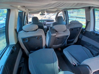 Fiat Ulysse 2.2 JTD Dynamic (13)