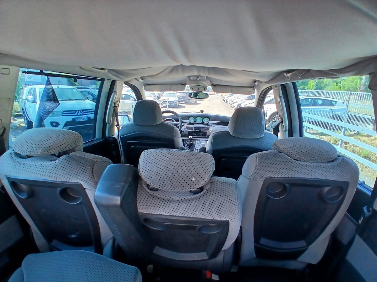 Fiat Ulysse 2.2 JTD Dynamic (14)