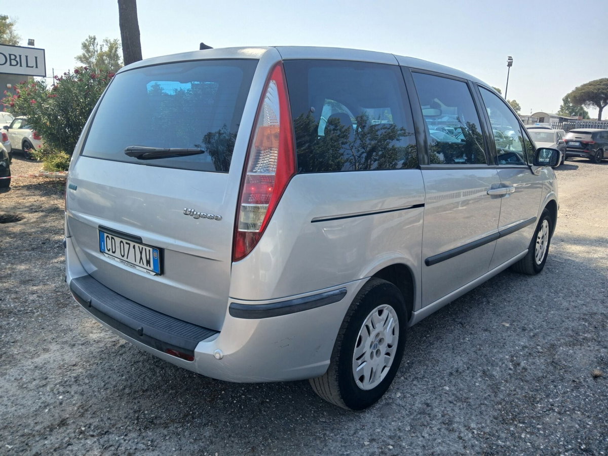 Fiat Ulysse 2.2 JTD Dynamic (5)