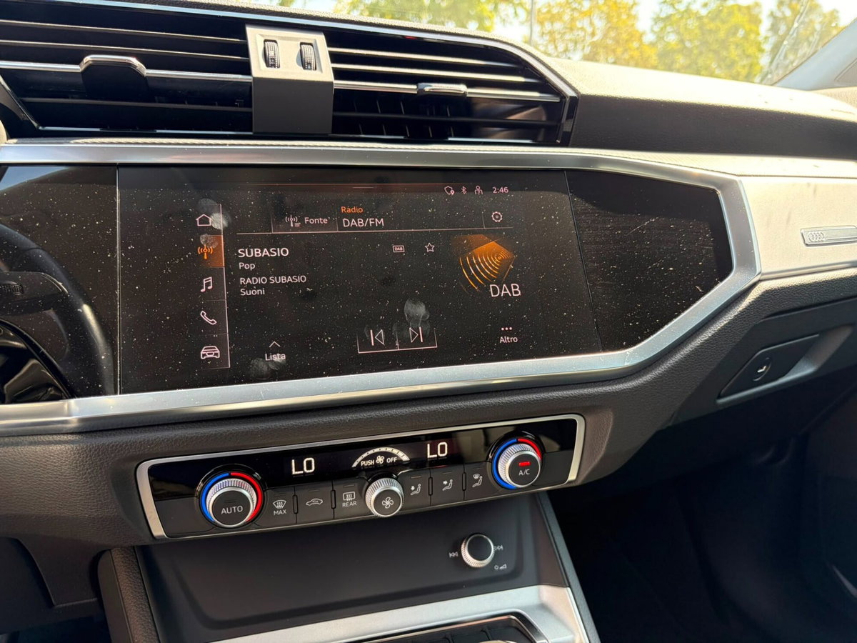 Audi Q3 Sportback 35 TDI quattro S tronic S line edition (15)