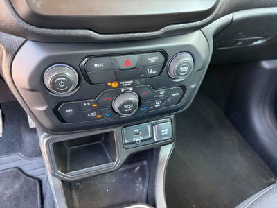 Jeep Renegade 1.0 T3 Limited (17)