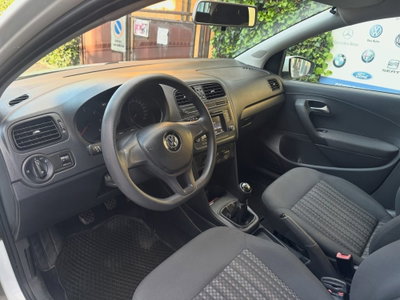 Volkswagen Polo Fun 1.4 TDI (4)