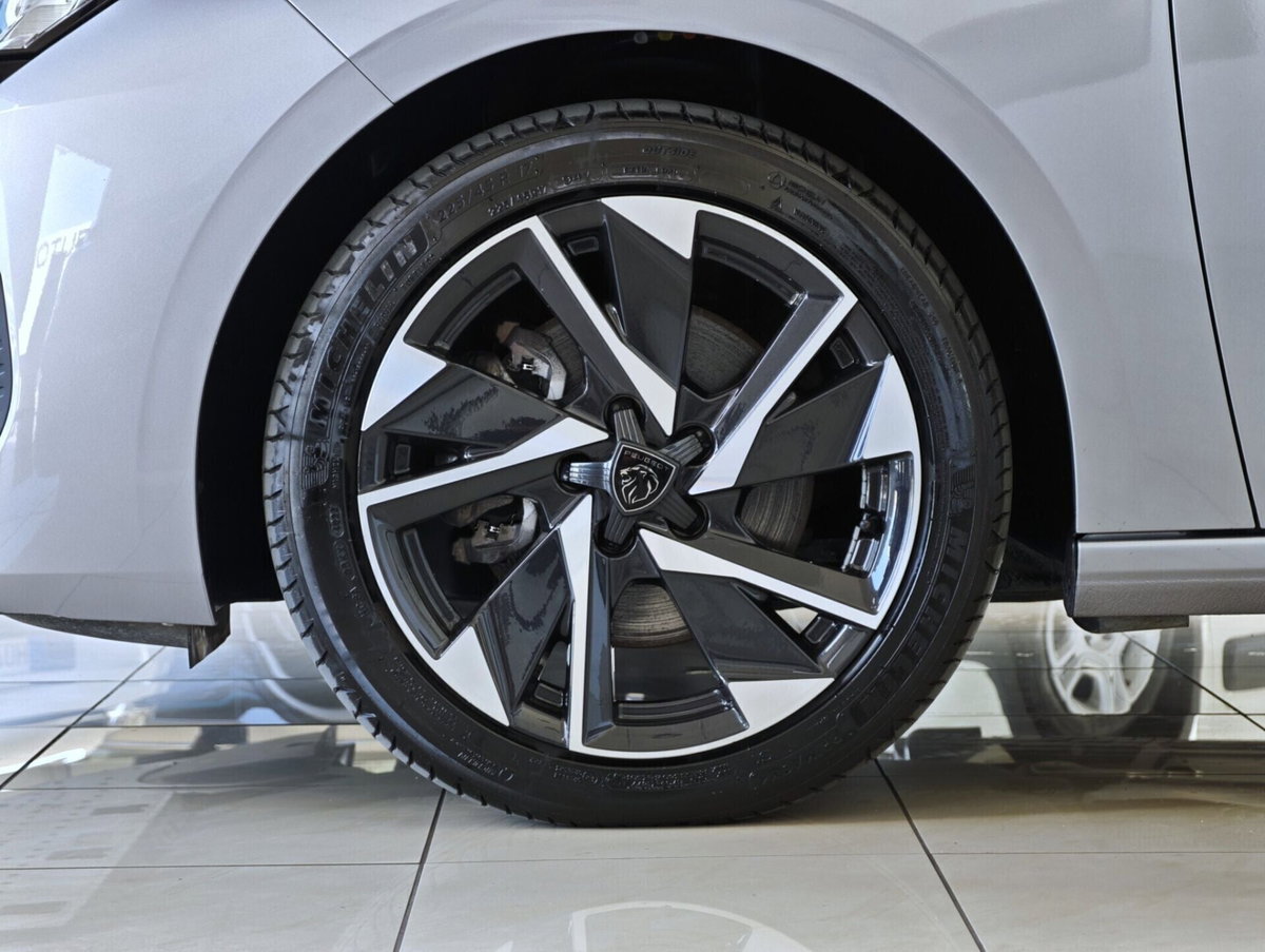Peugeot 308 SW BlueHDi 130 S&S EAT8 Allure Pack (6)