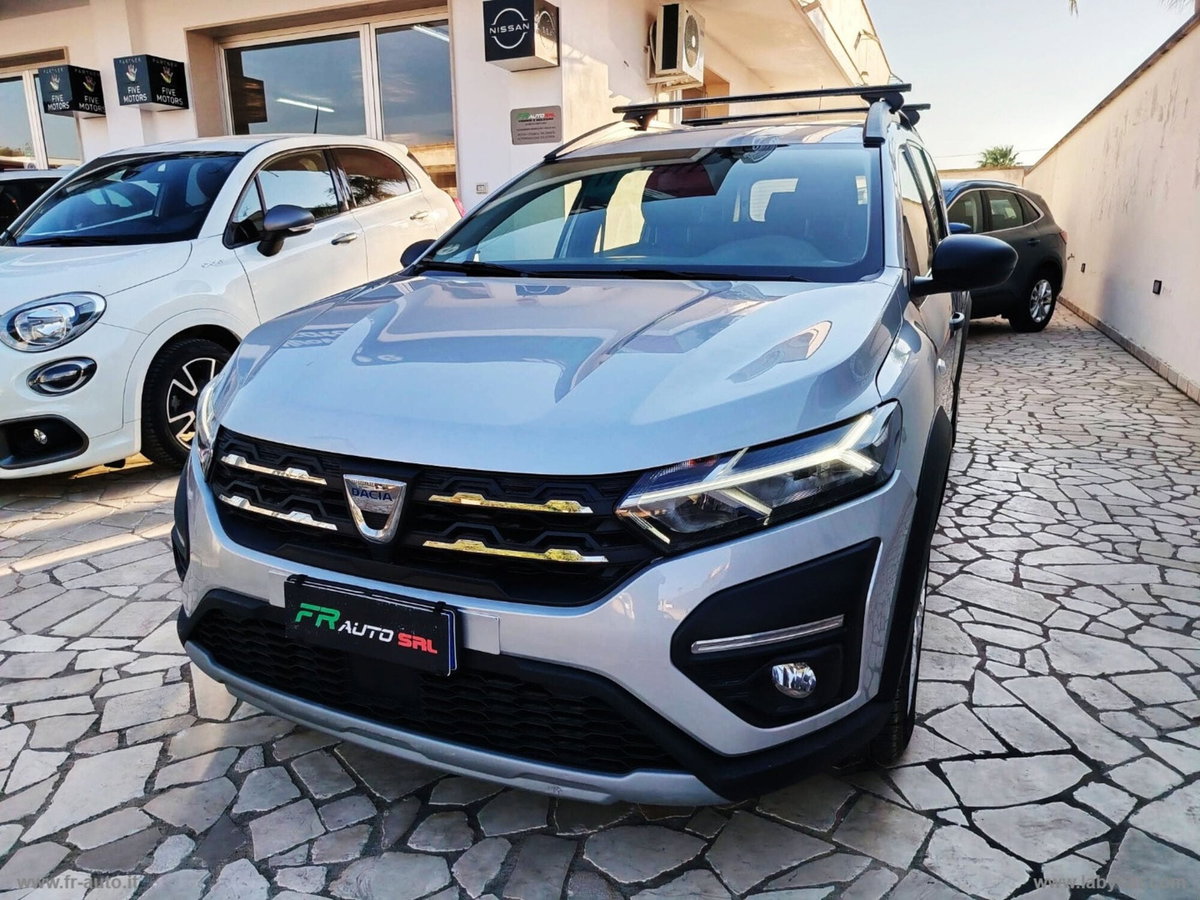 Dacia Jogger 1.0 tce Extreme UP Gpl 100cv (10)