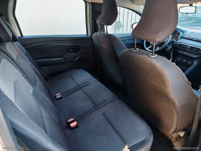 Dacia Jogger 1.0 tce Extreme UP Gpl 100cv (6)