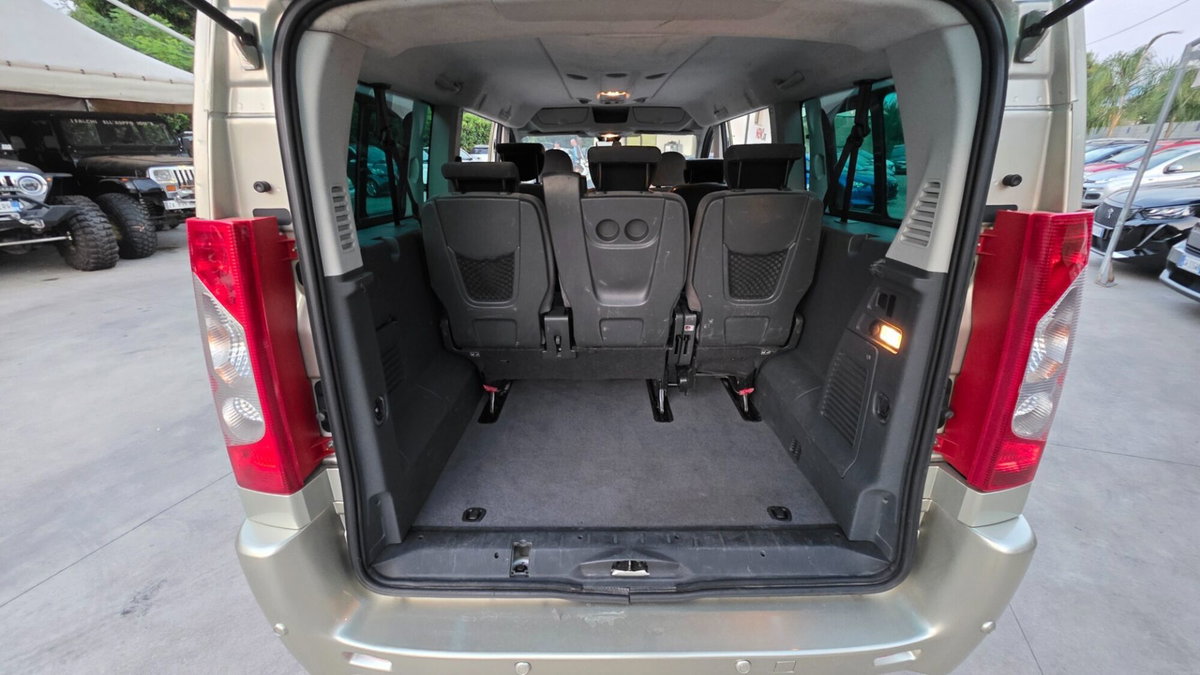 Citroen Jumpy Furgone 2.0 HDi/160 FAP aut. PC Multispace Seduction (14)