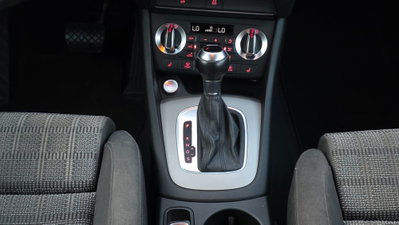 Audi Q3 2.0 TDI quattro S tronic Edition (14)