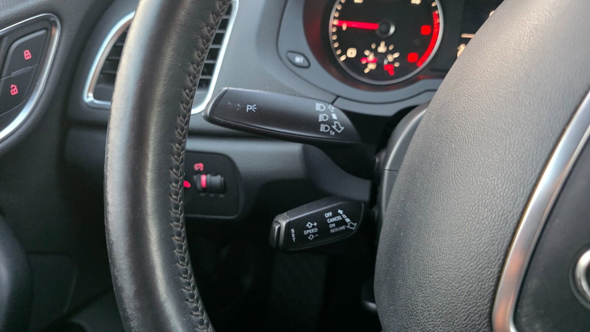 Audi Q3 2.0 TDI quattro S tronic Edition (16)