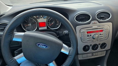 Ford Focus Station Wagon 2.0 TDCi Powershift SW Ikon DPF (6)