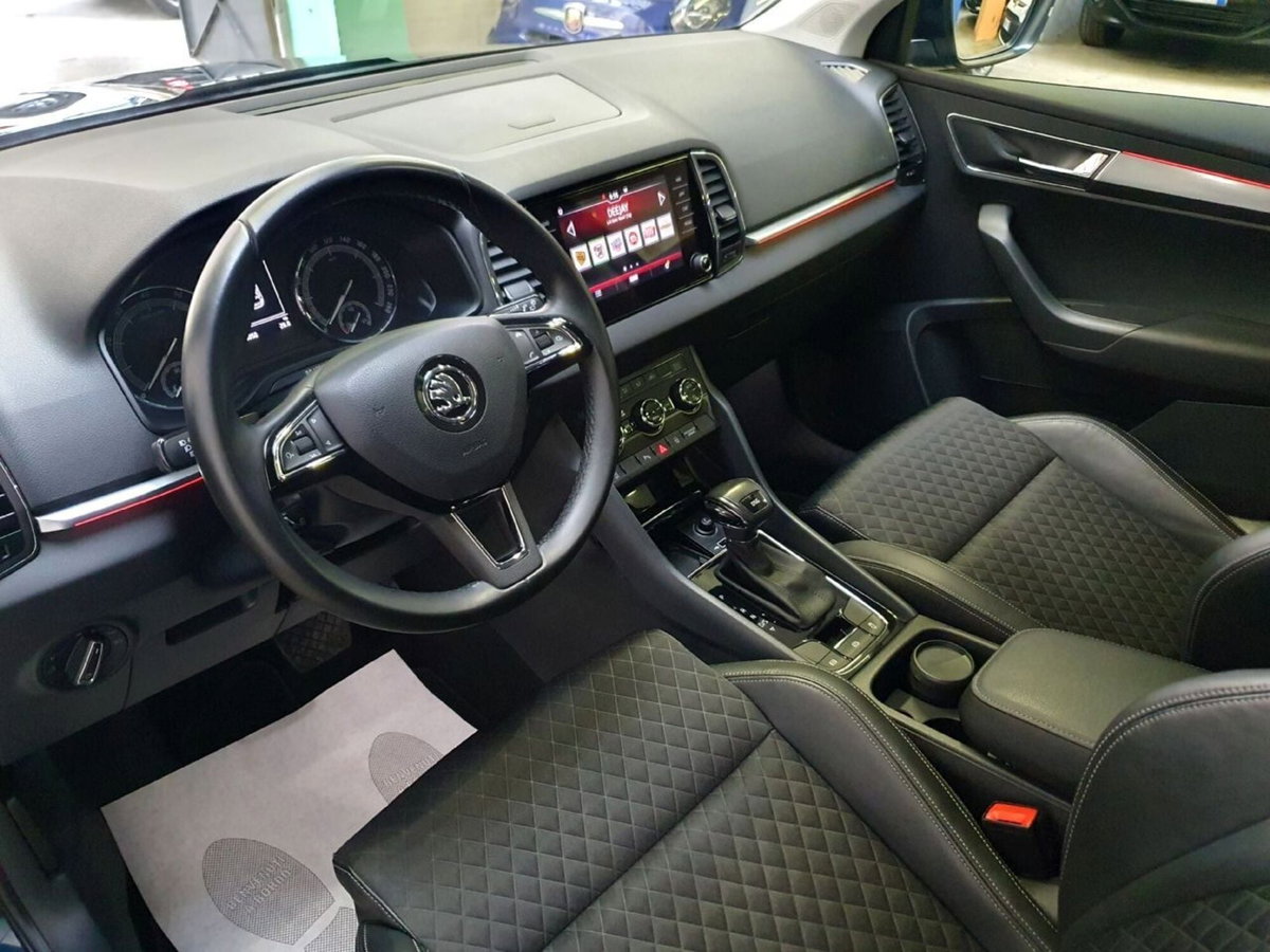 Skoda Karoq 1.0 TSI DSG Style (9)