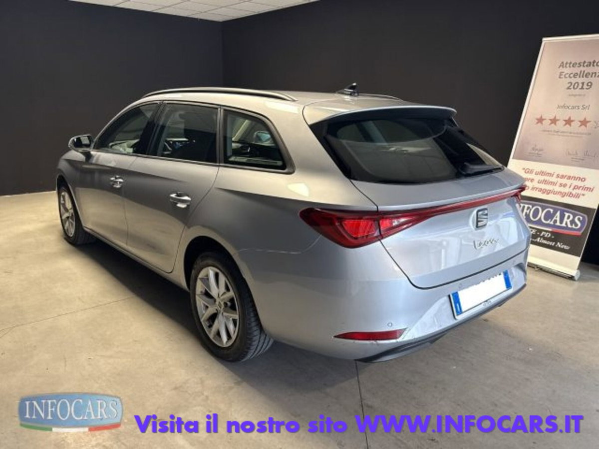 SEAT Leon ST Sportstourer 2.0 TDI 150 CV 4Drive DSG Business (2)