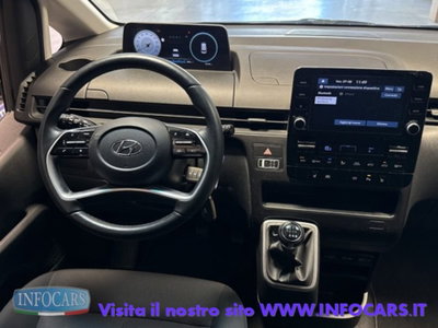 Hyundai Staria 2.2 awd auto (10)
