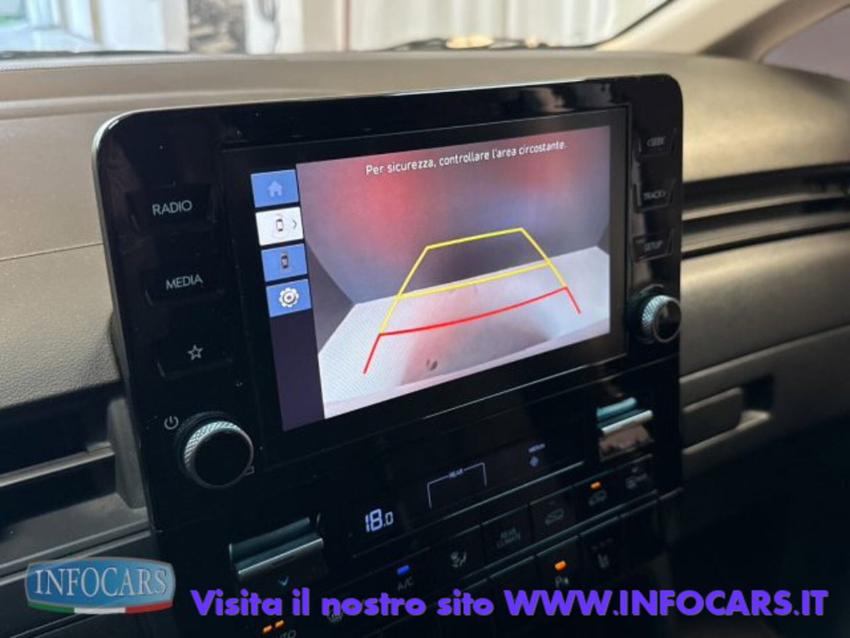 Hyundai Staria 2.2 awd auto (17)