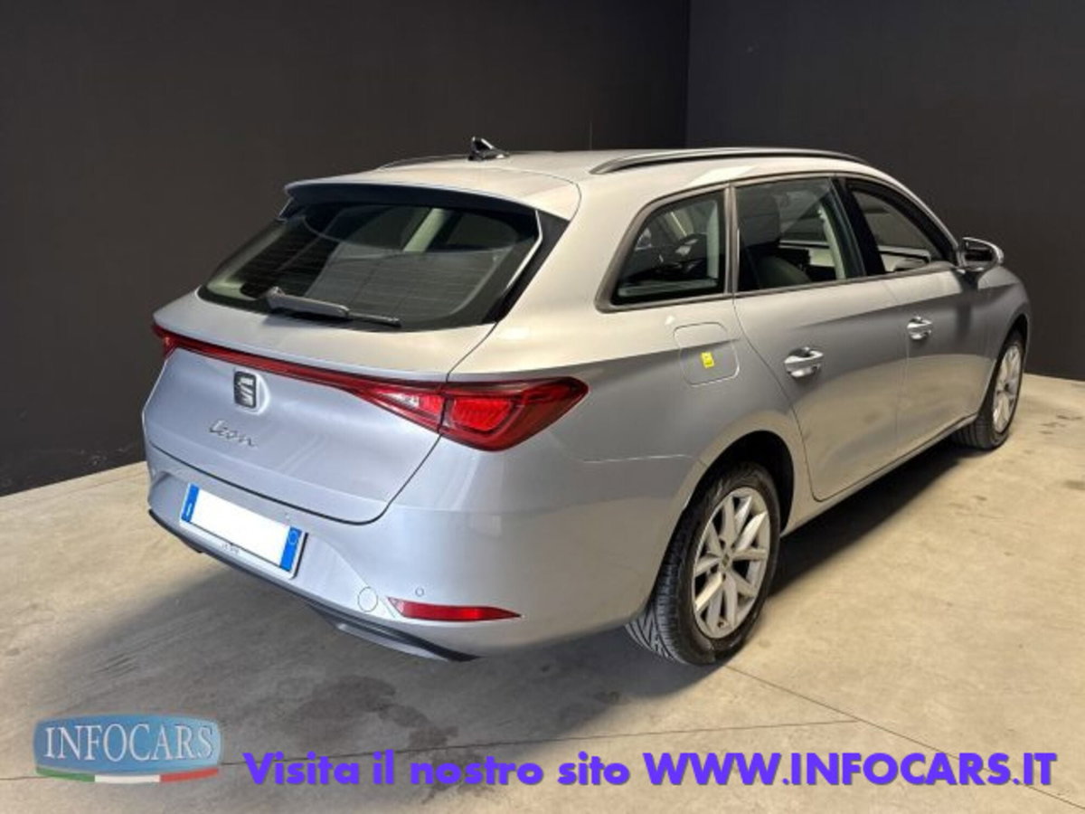 SEAT Leon ST Sportstourer 2.0 tdi Style 150cv dsg (4)