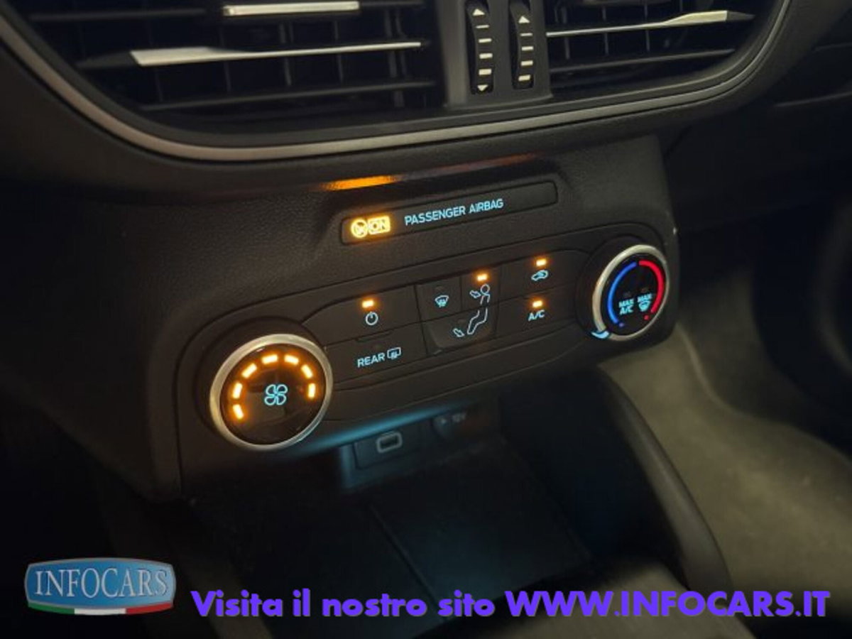 Ford Focus Station Wagon 1.5 EcoBlue 120 CV automatico SW Business (19)