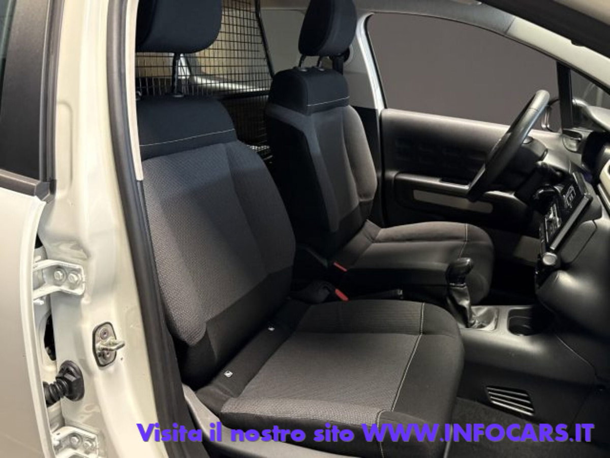 Citroen C3 BlueHDi 75 S&S Van Feel (6)