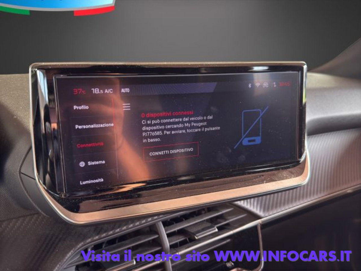 Peugeot 2008 PureTech 100 S&S Allure (17)