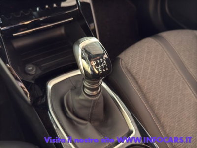 Peugeot 2008 PureTech 100 S&S Allure (19)