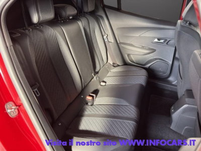 Peugeot 2008 PureTech 100 S&S Allure (8)
