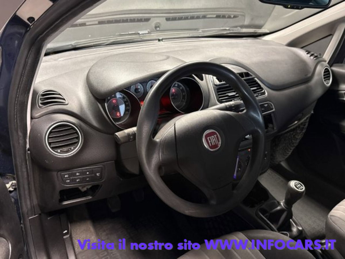 Fiat Punto 1.3 MJT II S&S 95 CV 5 porte Street (9)