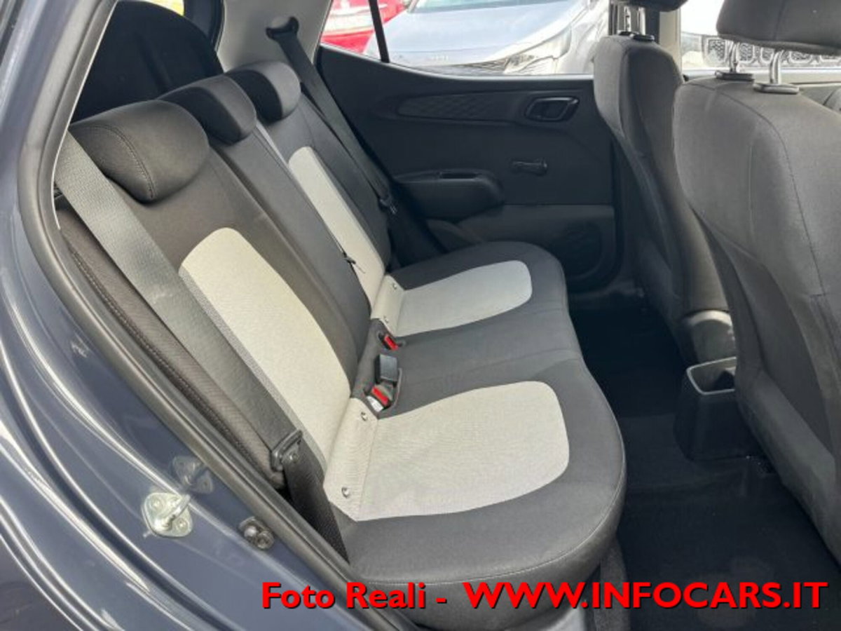 Hyundai i10 1.0 MPI Advanced (8)