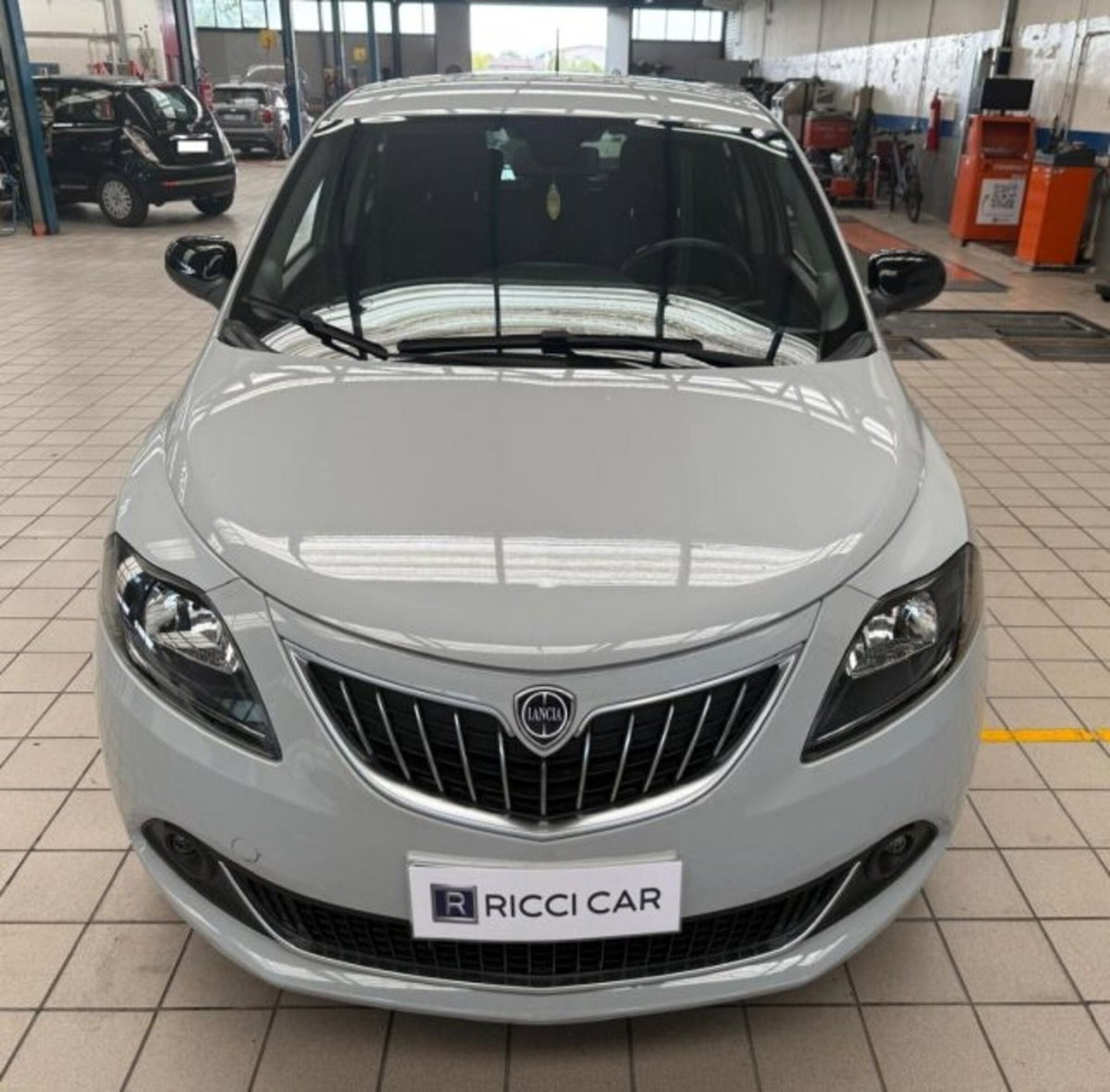 Lancia Ypsilon 1.0 FireFly 5 porte S&S Hybrid Ecochic Gold