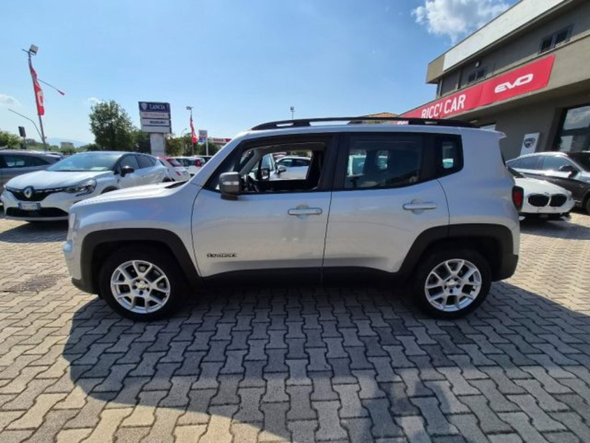 Jeep Renegade 1.3 T4 DDCT Limited (3)