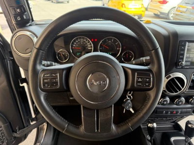Jeep Wrangler Unlimited 2.8 CRD DPF Rubicon Auto (12)