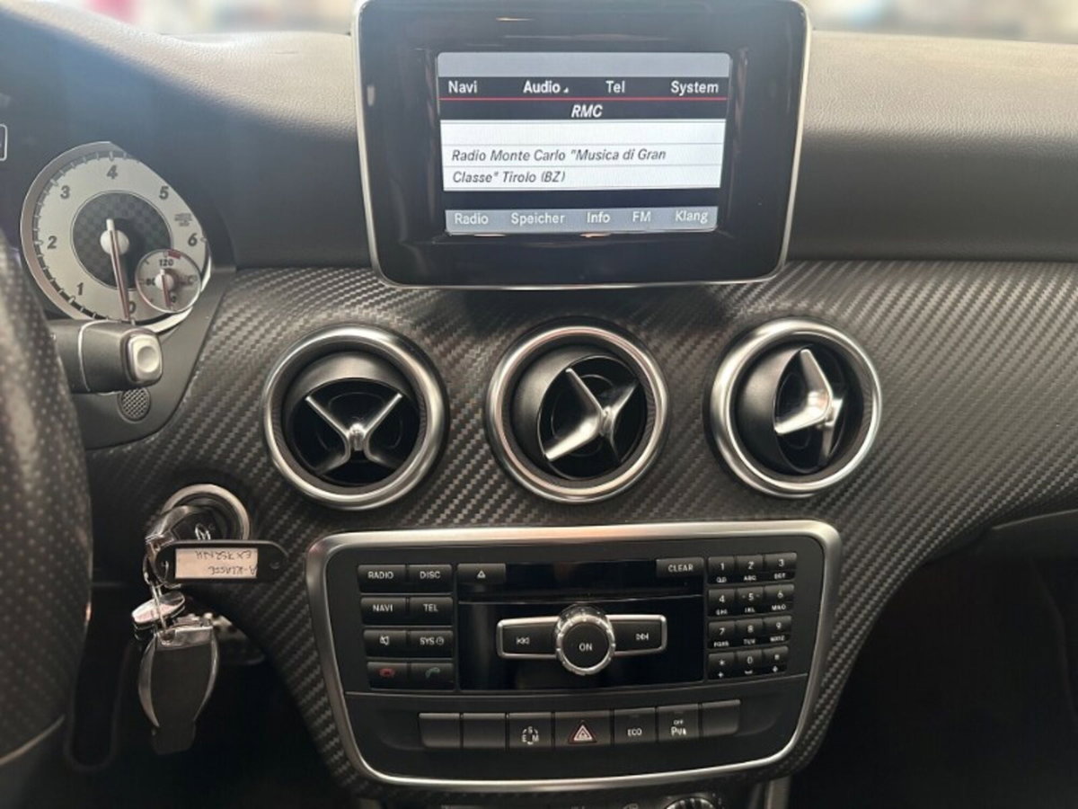 Mercedes-Benz Classe A 200 CDI Automatic Premium (9)