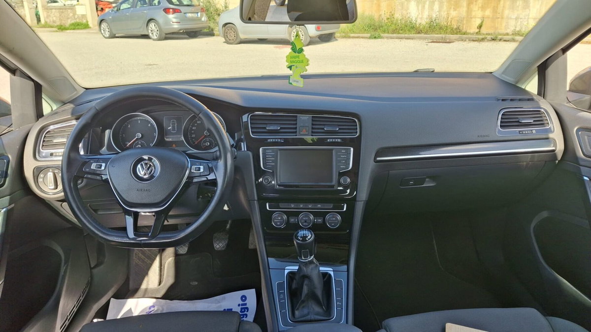 Volkswagen Golf 2.0 TDI 5p. Highline BlueMotion Technology (9)