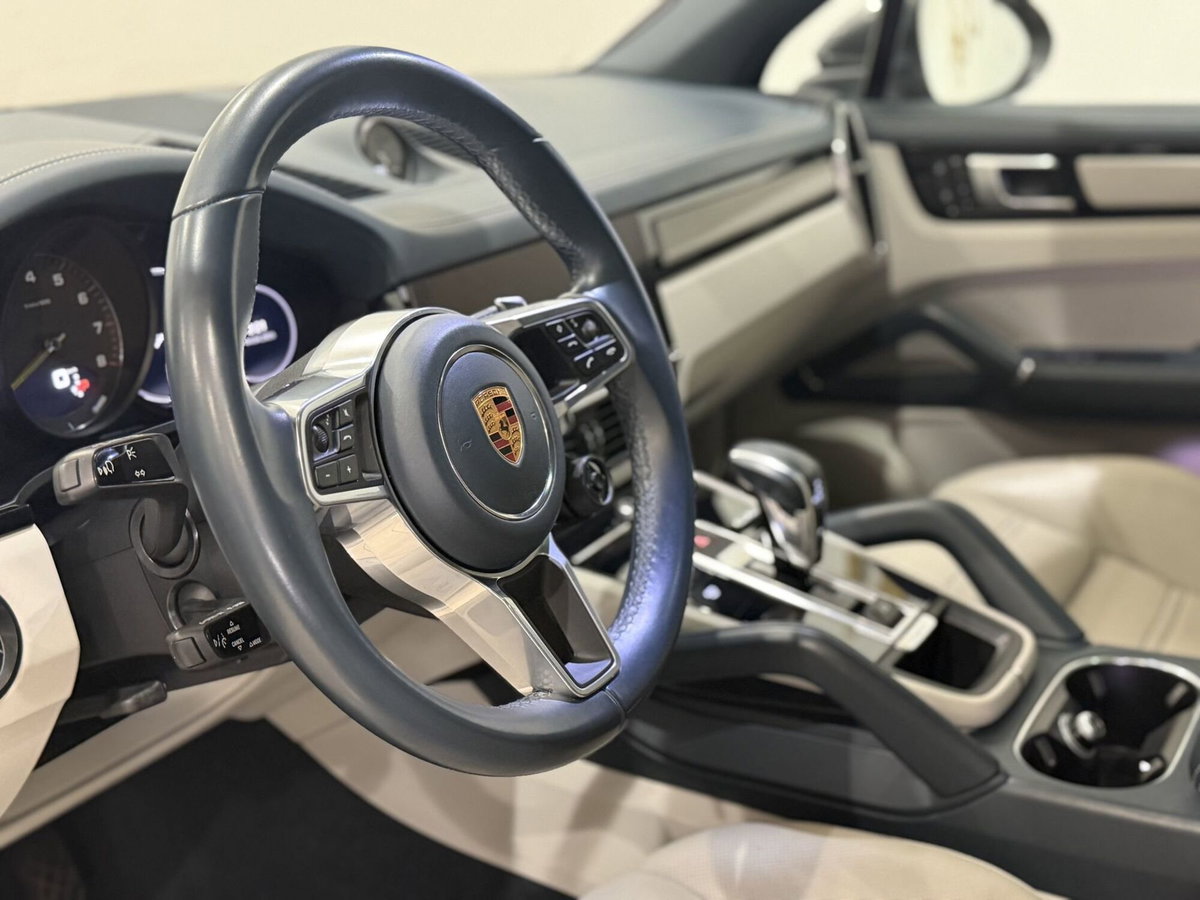 Porsche Cayenne 3.0 V6 E-Hybrid (11)