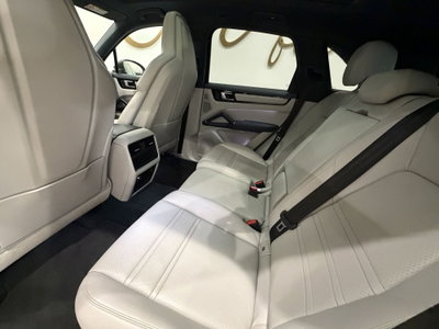 Porsche Cayenne 3.0 V6 E-Hybrid (19)