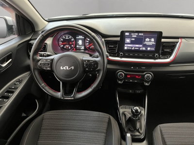 Kia Stonic 1.2 DPI Urban (15)