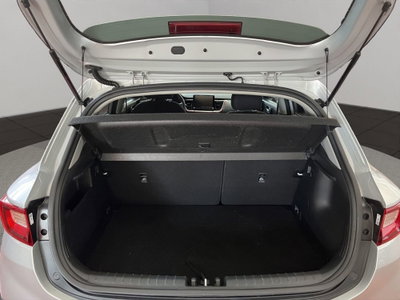 Kia Stonic 1.2 DPI Urban (7)