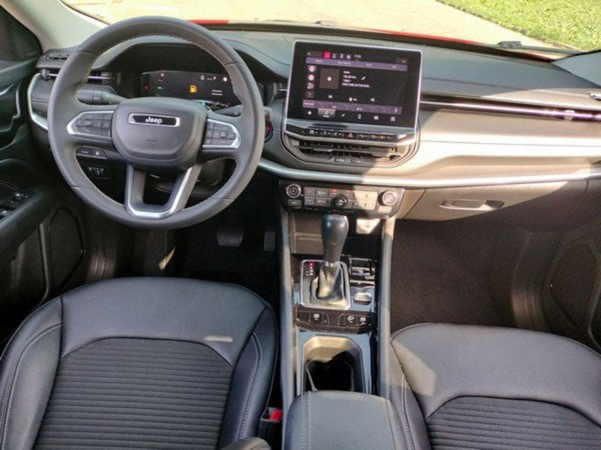 Jeep Compass 1.3 T4 190CV PHEV AT6 4xe Limited (12)