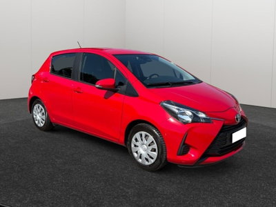Toyota Yaris 1.0 5 porte Active (8)