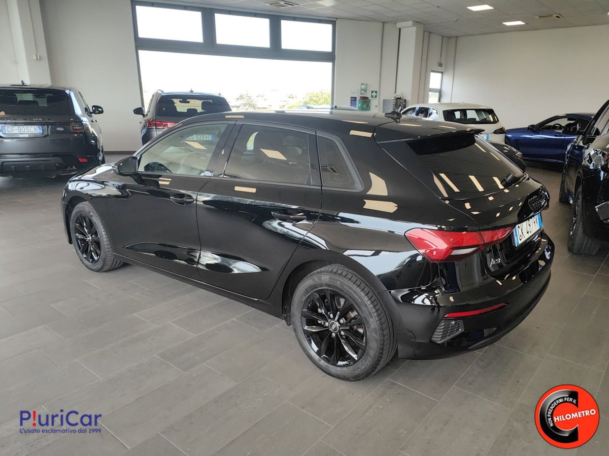 Audi A3 Sportback 35 TFSI S tronic Business (9)