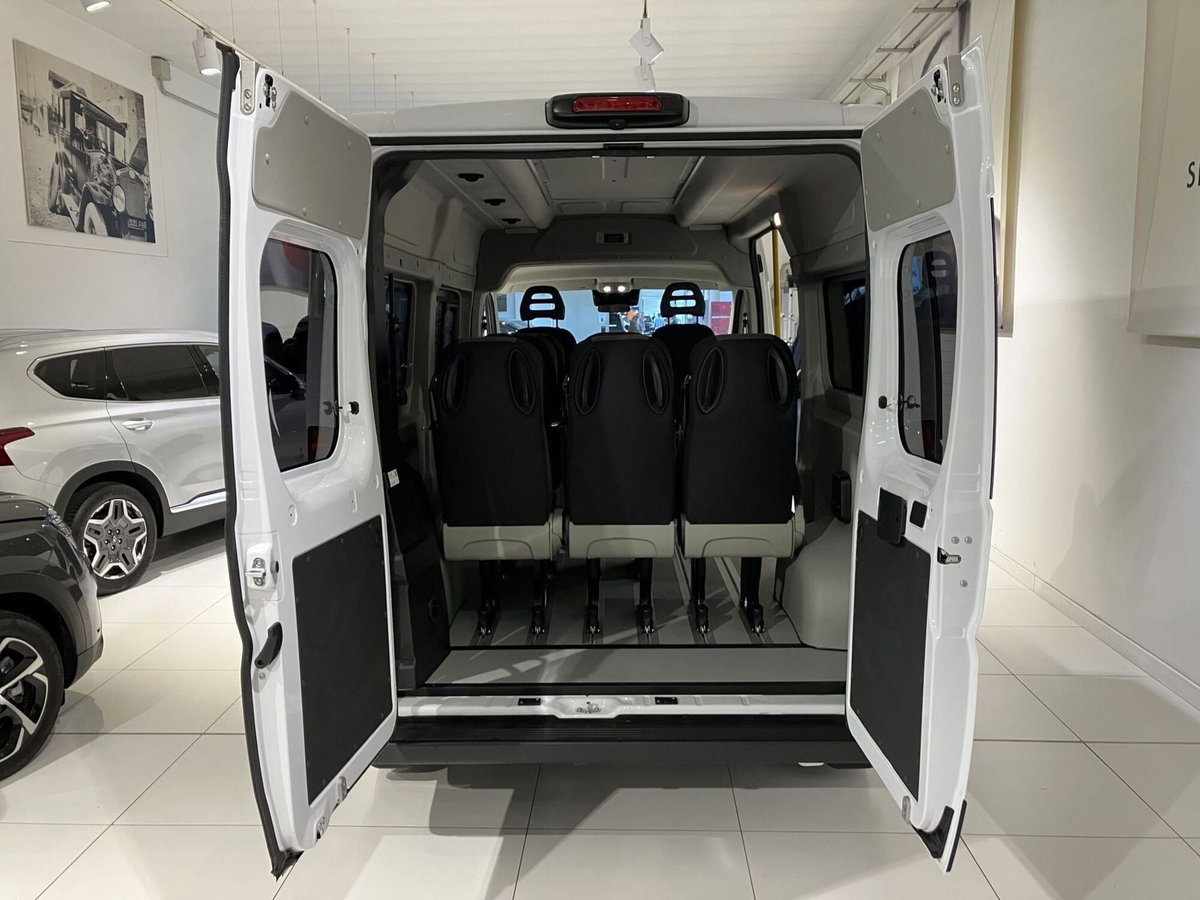 Fiat Ducato Furgone 35 CH1 2.2 mjt3 140cv AT9 serie 9 (4)