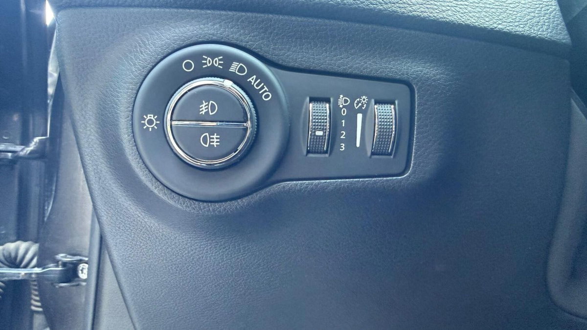 Jeep Compass 2.0 Turbodiesel Limited (19)