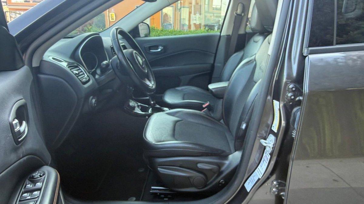 Jeep Compass 2.0 Turbodiesel Limited (9)