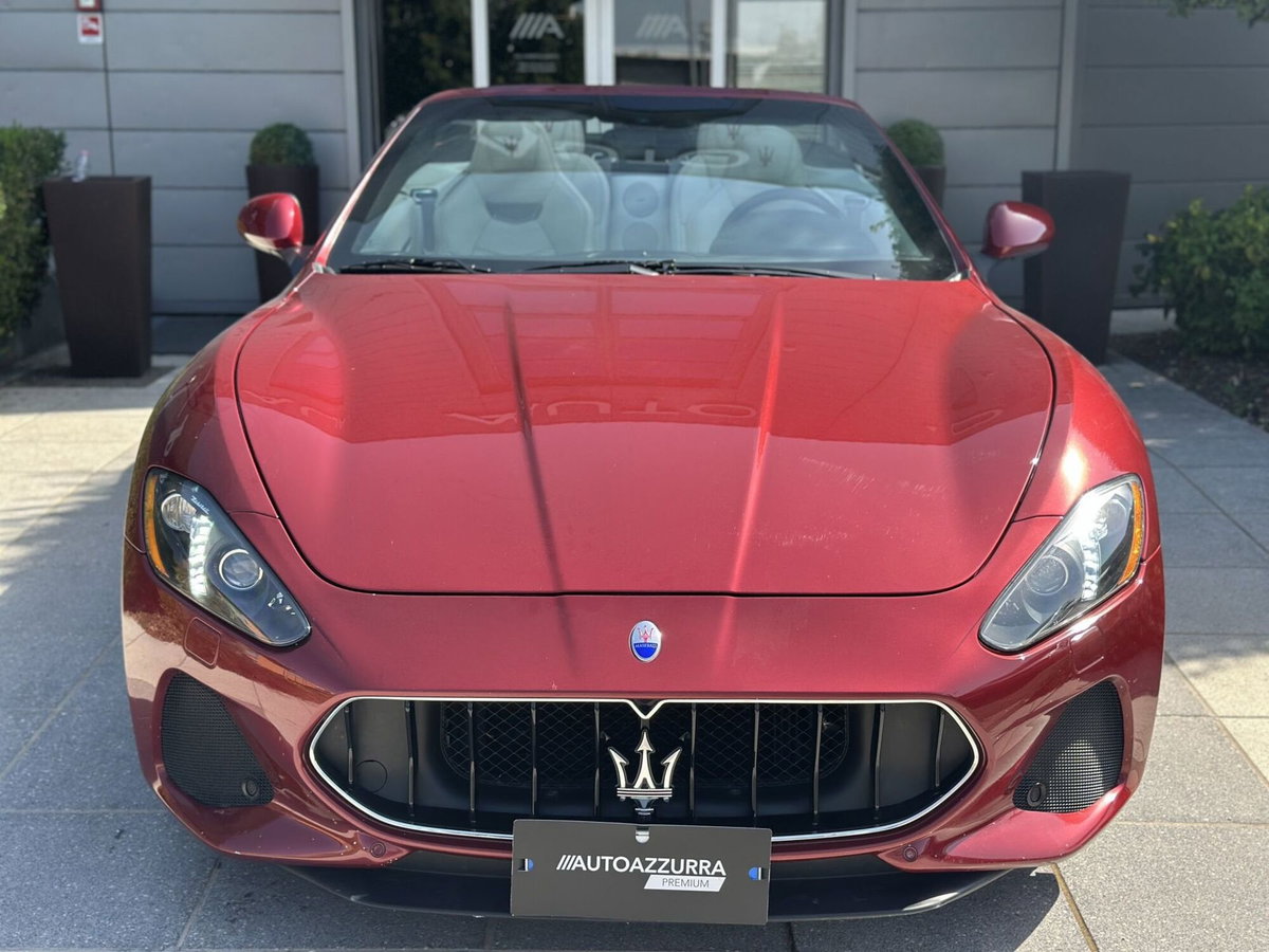 Maserati Grancabrio 4.7 V8 Sport (17)