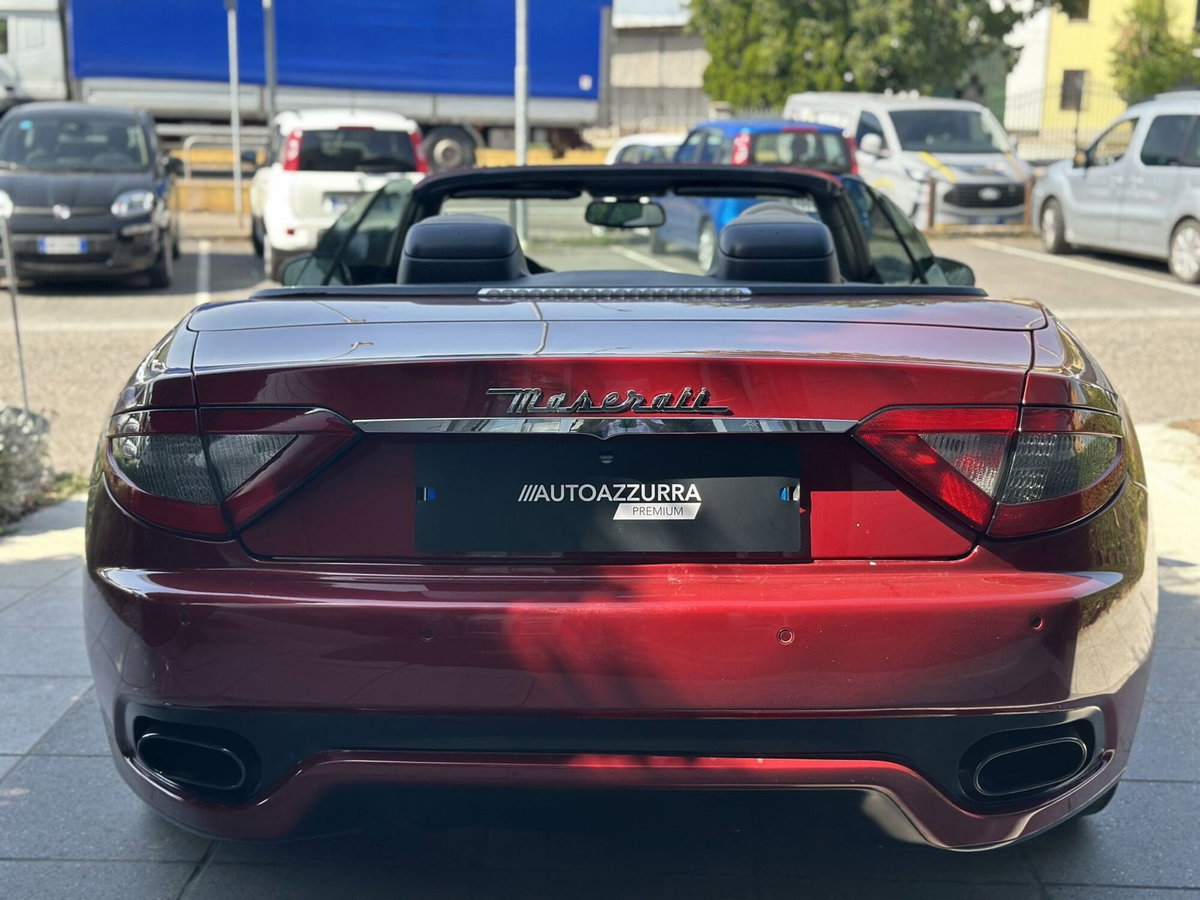 Maserati Grancabrio 4.7 V8 Sport (20)