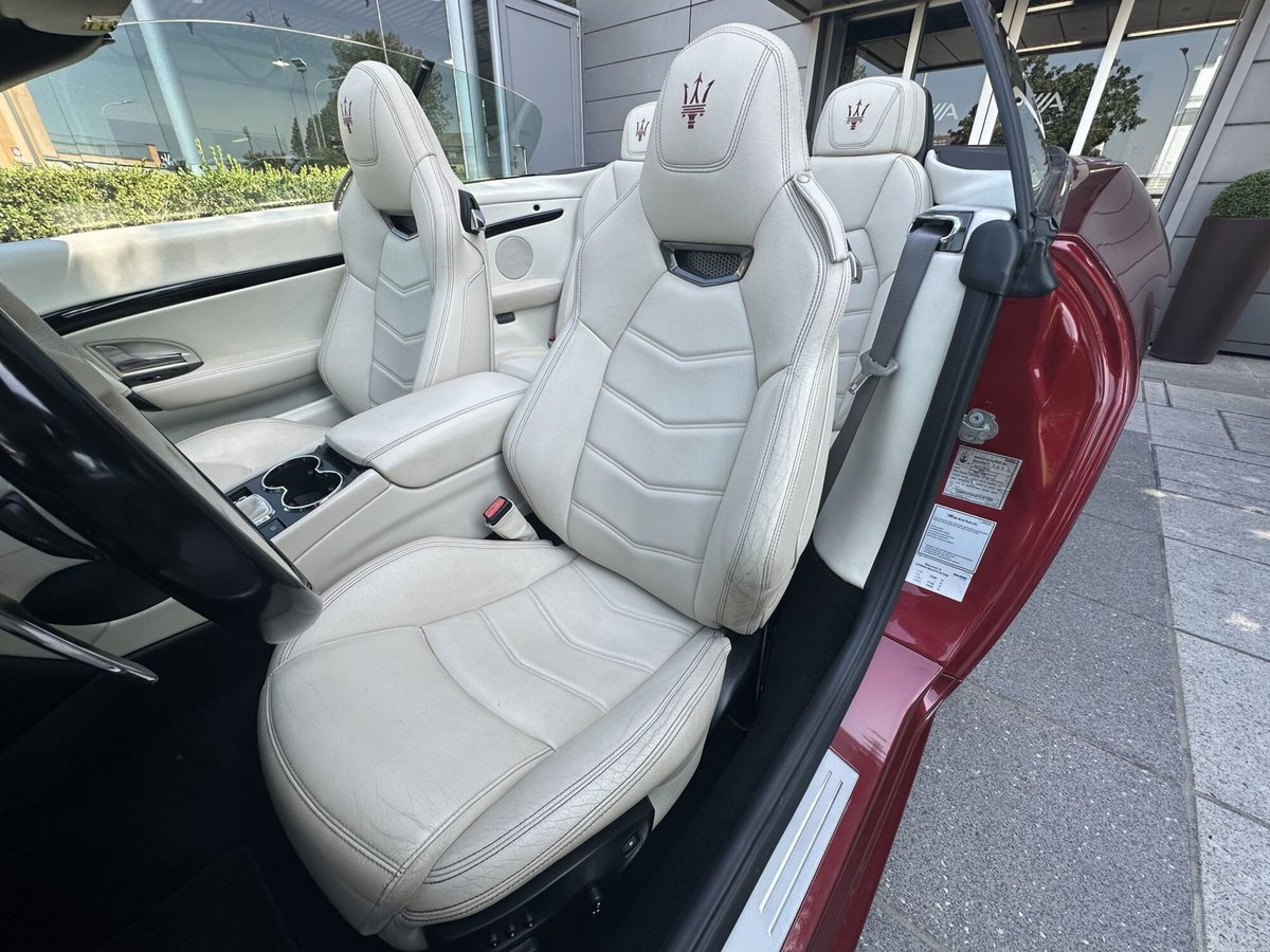 Maserati Grancabrio 4.7 V8 Sport (7)