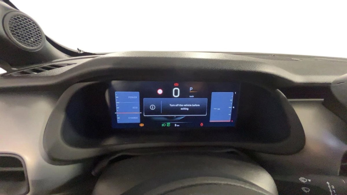 Jeep Avenger 1.2 turbo e-hybrid mhev Summit fwd 110cv edct6 (12)