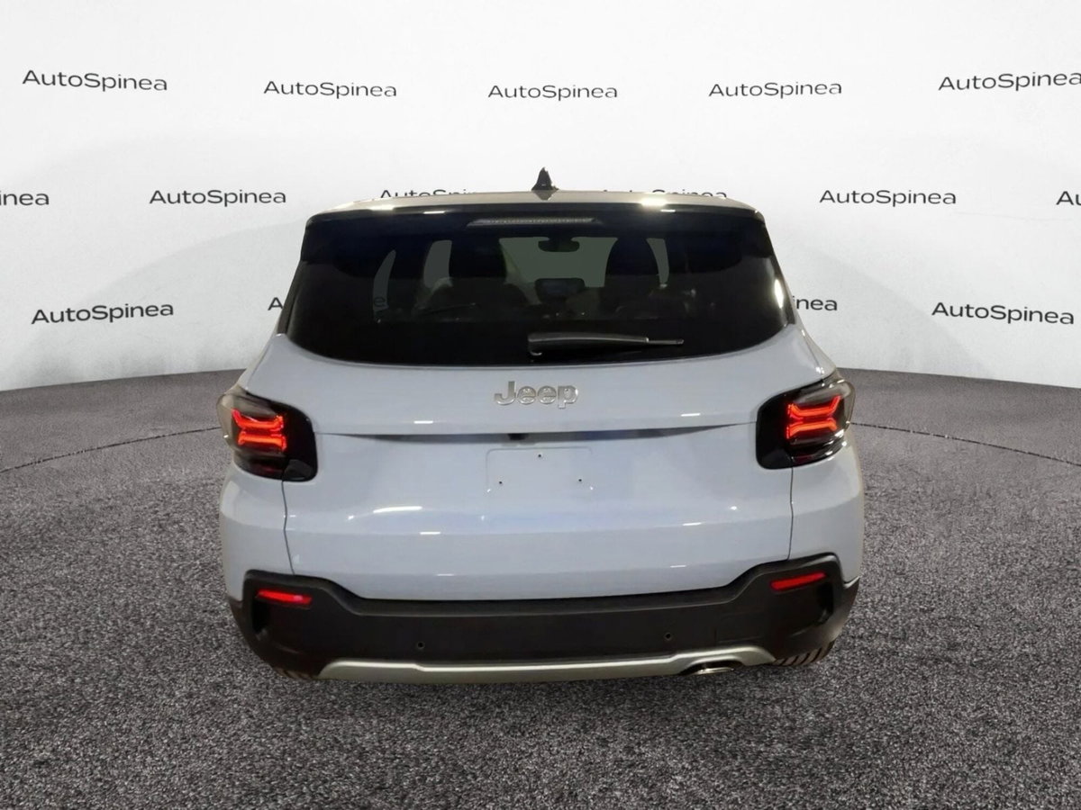 Jeep Avenger 1.2 turbo e-hybrid mhev Summit fwd 110cv edct6 (3)