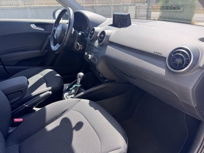 Audi A1 Sportback 1.6 TDI 116 CV S tronic Admired (14)